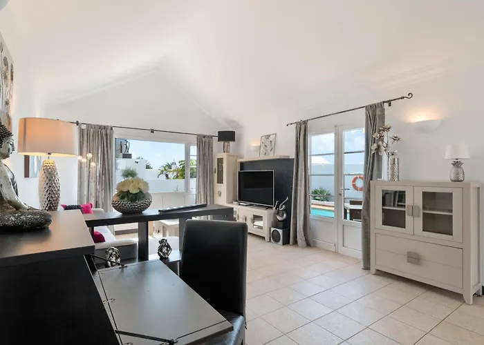 Calima Deluxe Con Piscina Villa *