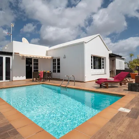 Calima Deluxe Con Piscina Villa Tias