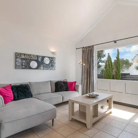 Calima Deluxe Con Piscina