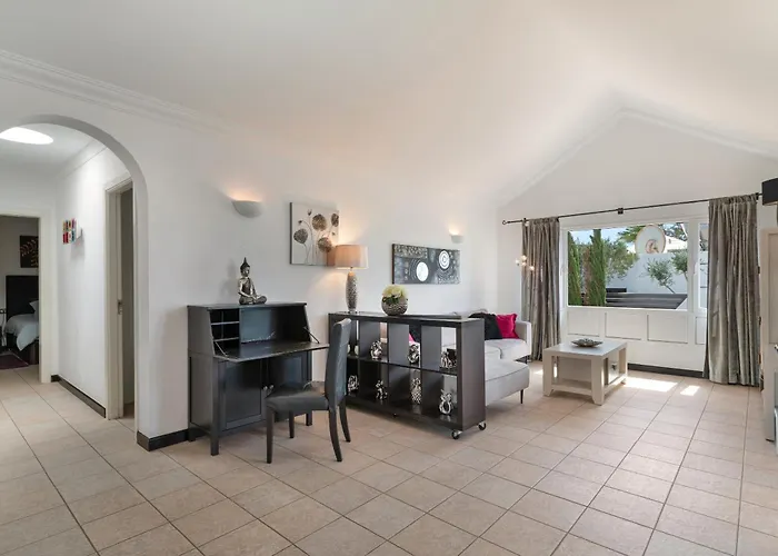 Calima Deluxe Con Piscina Villa *